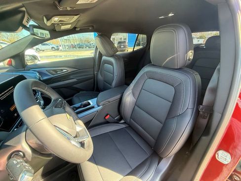 New 2026 Chevrolet Equinox EV LT AWD/4WD image 23