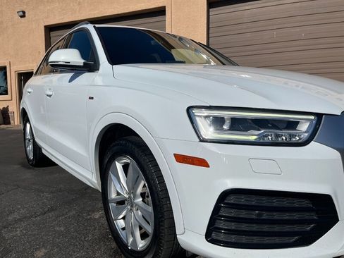 Used 2018 Audi Q3 2.0T Premium Plus w/ Premium Plus Package AWD/4WD image 21