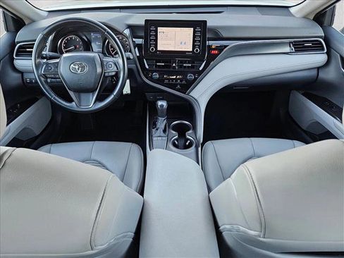 Used 2024 Toyota Camry SE image 17