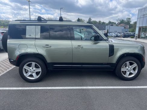 Used 2021 Land Rover Defender 110 X-Dynamic HSE image 13
