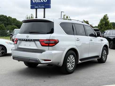 Used 2021 Nissan Armada SV AWD/4WD image 10