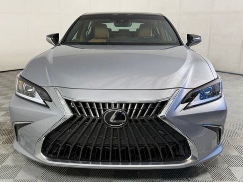 Used 2025 Lexus ES 350 w/ Premium Package FWD image 12