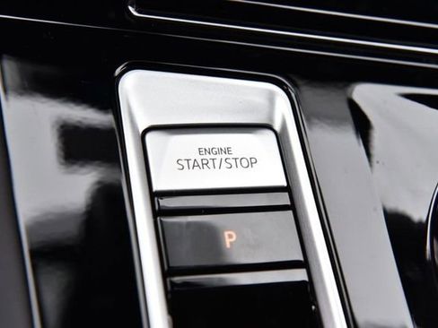 New 2026 Volkswagen Atlas Cross Sport SEL Premium R-Line image 17