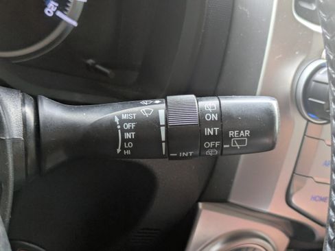 Used 2016 Toyota 4Runner SR5 Premium image 19