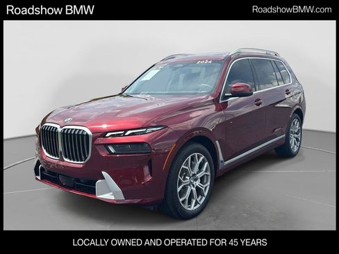 Used 2024 BMW X7 xDrive40i w/ Premium Package AWD/4WD image 1