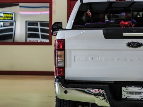 Used 2021 Ford F250 Lariat w/ Lariat Value Package AWD/4WD image 40