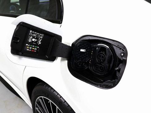 New 2026 Mercedes-Benz E 53 AMG e 4MATIC Sedan image 10