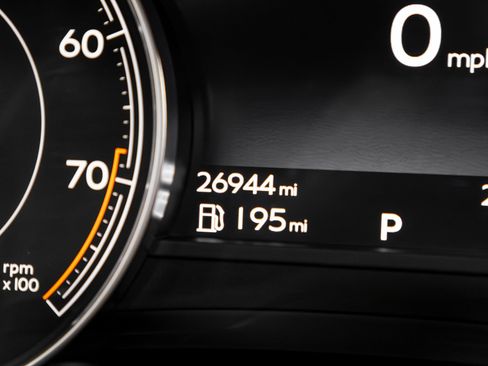 Used 2019 Bentley Bentayga image 10