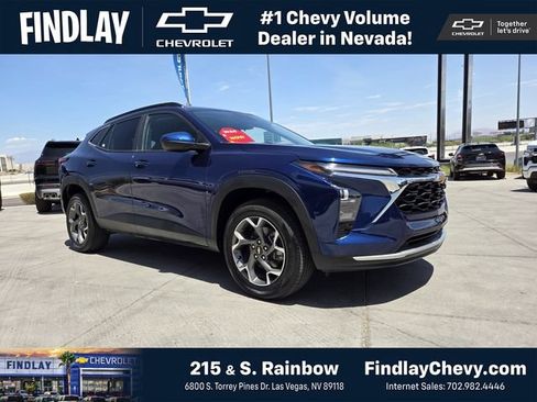 Certified 2024 Chevrolet Trax LT w/ Sunroof Package FWD image 1