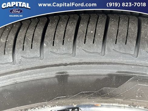 Used 2025 Nissan Sentra SV FWD image 14