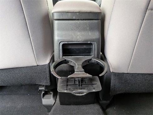 Used 2017 Toyota Corolla LE image 26