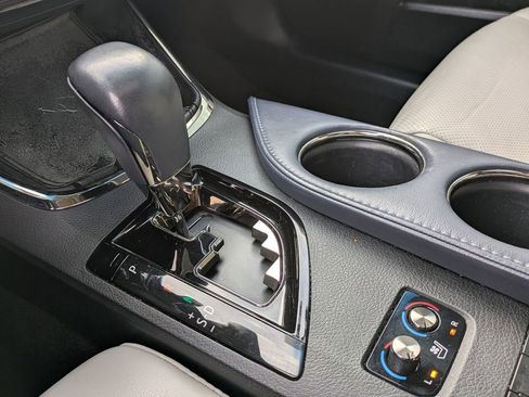 Used 2015 Toyota Avalon XLE Touring image 22