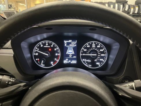 Used 2025 Subaru Forester Premium image 3