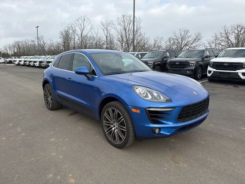 Used 2017 Porsche Macan S image 4