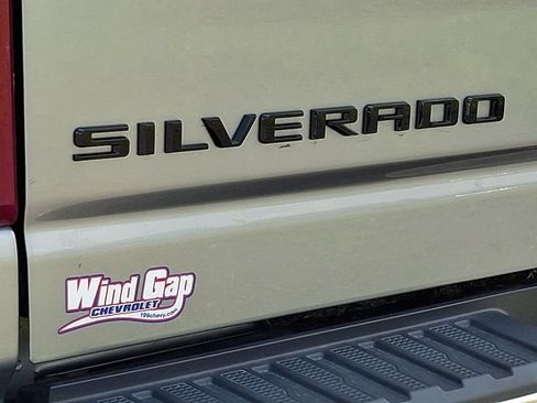 Used 2024 Chevrolet Silverado 2500 LT w/ Convenience Package AWD/4WD image 29