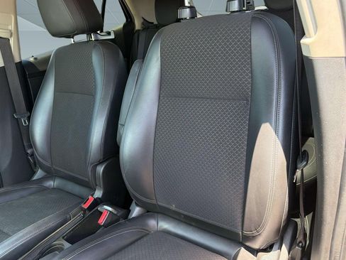 Used 2018 Buick Encore Preferred FWD image 24