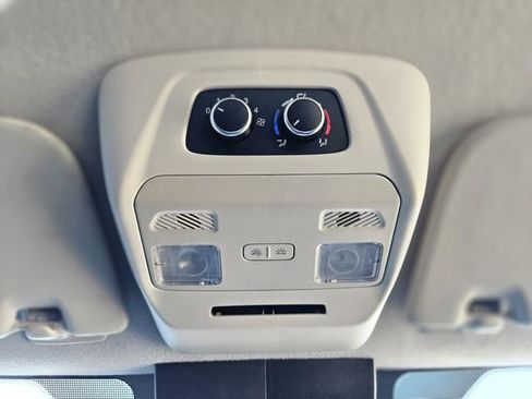 Used 2022 Ford Transit 350 XLT image 25