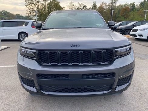 New 2025 Jeep Grand Cherokee L Limited w/ Black Appearance Package image 8