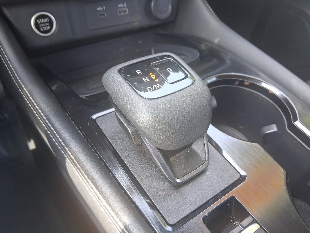 Used 2023 Nissan Rogue SL w/ SL Premium Package FWD image 21