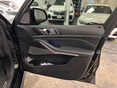 Used 2023 BMW X5 M50i w/ Climate Comfort Package AWD/4WD image 33