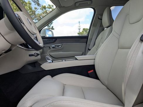 New 2026 Volvo XC90 B6 Ultra w/ Protection Package AWD/4WD image 25