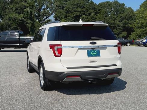 Used 2019 Ford Explorer XLT w/ Equipment Group 201A FWD image 7
