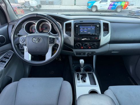 Used 2014 Toyota Tacoma PreRunner w/ TRD Off-Road Package RWD image 7