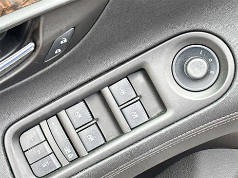 Used 2014 Buick LaCrosse Premium w/ Ultra Luxury Package image 18