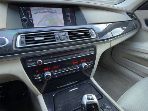 Used 2009 BMW 750Li image 64