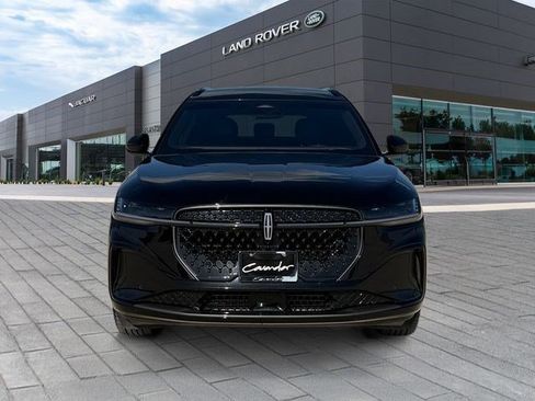 Used 2024 Lincoln Nautilus Reserve w/ Jet Appearance Package (87T) AWD/4WD image 8