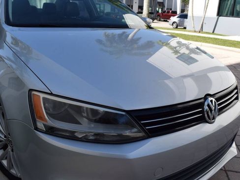 Used 2013 Volkswagen Jetta TDI FWD image 10
