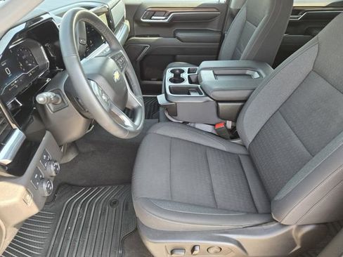 Used 2024 Chevrolet Silverado 1500 LT AWD/4WD image 13