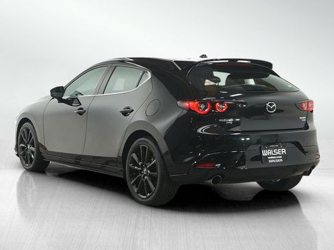 Used 2023 MAZDA MAZDA3 Hatchback w/Premium Plus Pkg image 3