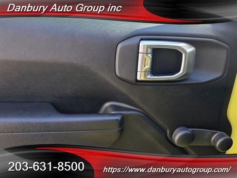 Used 2023 Jeep Wrangler Unlimited Sport AWD/4WD image 17