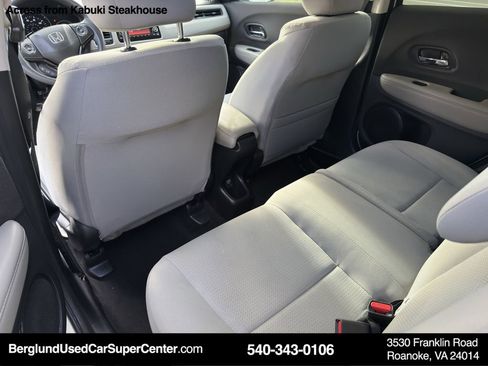 Used 2022 Honda HR-V LX image 33