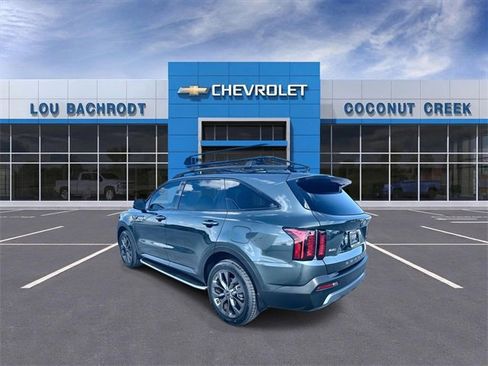 Used 2021 Kia Sorento EX w/ EX AWD X-Line Package image 6