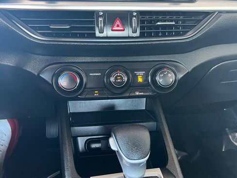 Used 2023 Kia Forte LXS image 27