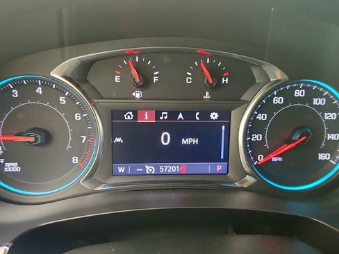 Certified 2023 Chevrolet Traverse LT FWD image 17
