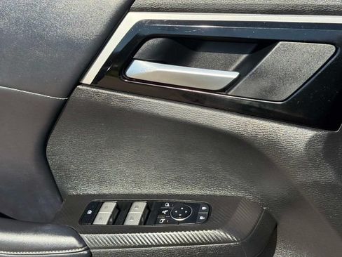 Used 2023 Mitsubishi Outlander SE AWD/4WD image 23