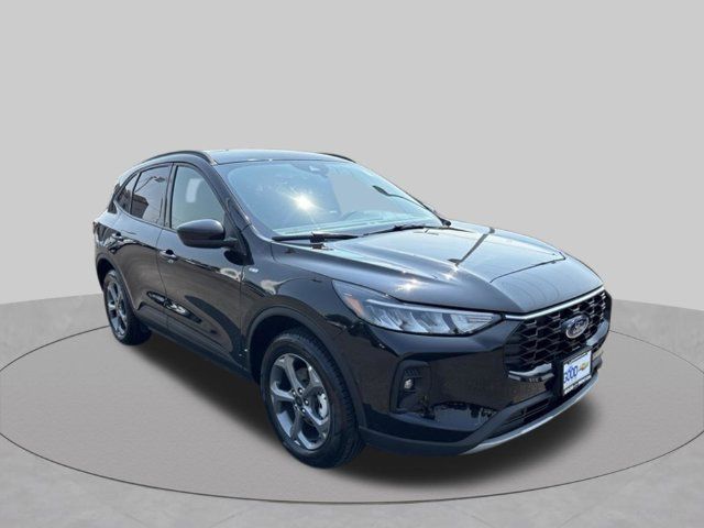Used 2025 Ford Escape ST-Line Select AWD/4WD image 7
