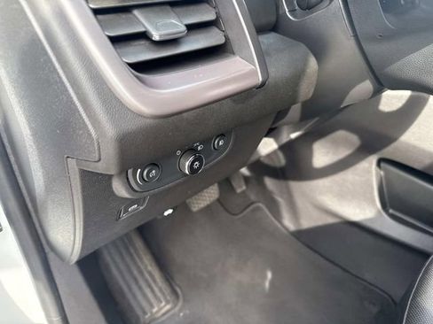 Used 2023 GMC Terrain AT4 image 24