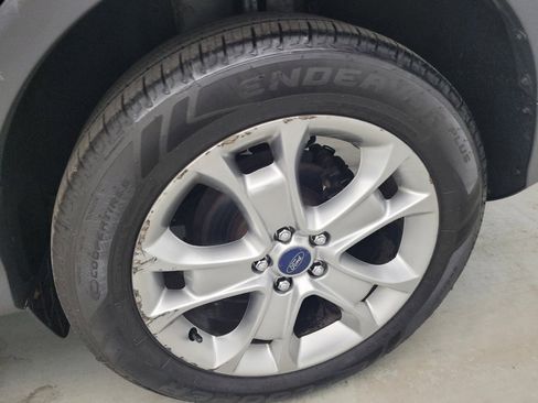 Used 2015 Ford Escape Titanium w/ Equipment Group 301A FWD image 31