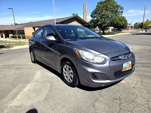Used 2014 Hyundai Accent GLS image 4