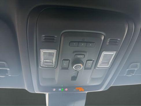 Used 2024 Chevrolet Tahoe Premier image 22