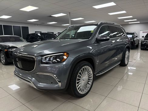 Used 2020 Mercedes-Benz GLS 450 4MATIC image 7