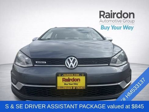 Used 2017 Volkswagen Golf Alltrack SE AWD/4WD image 2