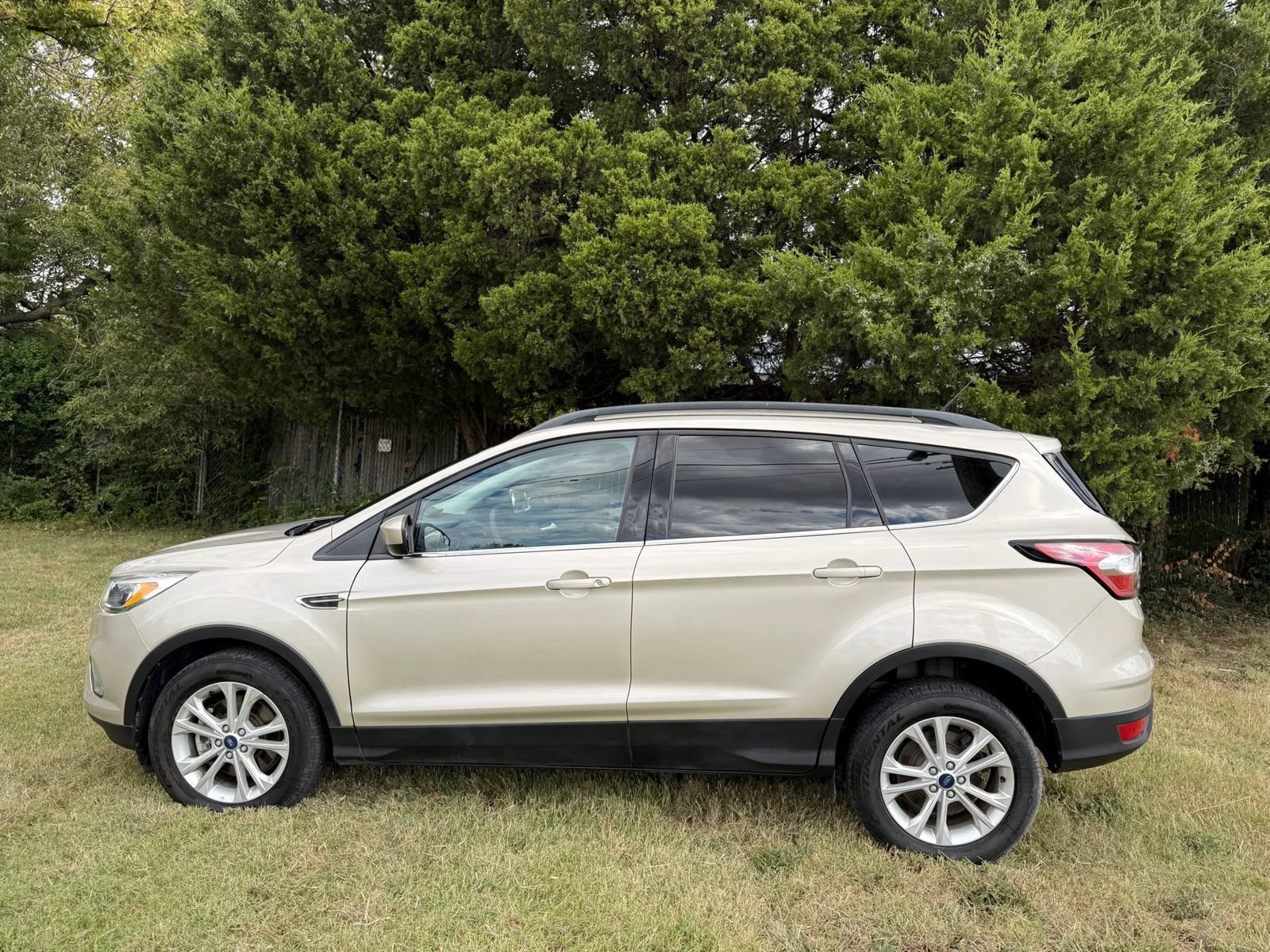 Used 2018 Ford Escape SE AWD/4WD image 6