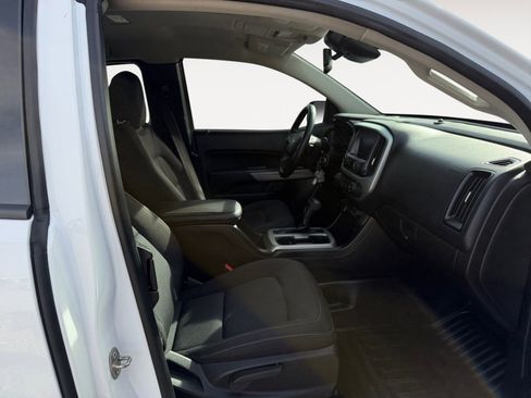 Used 2021 Chevrolet Colorado LT w/ Fleet Safety Package image 13