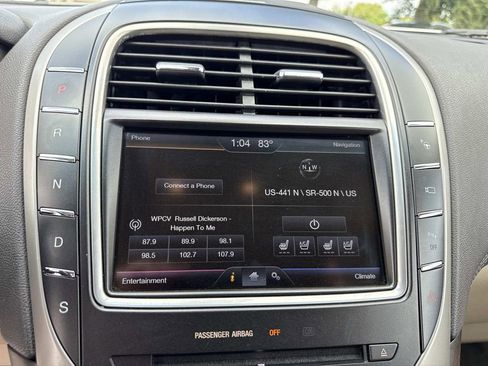 Used 2016 Lincoln MKX Reserve w/ Technology Package image 24