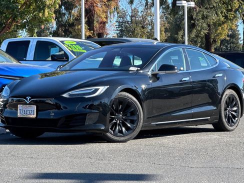 Used 2017 Tesla Model S 75 image 9